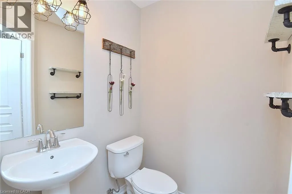 257 PARKSIDE Drive Unit# 36 #36