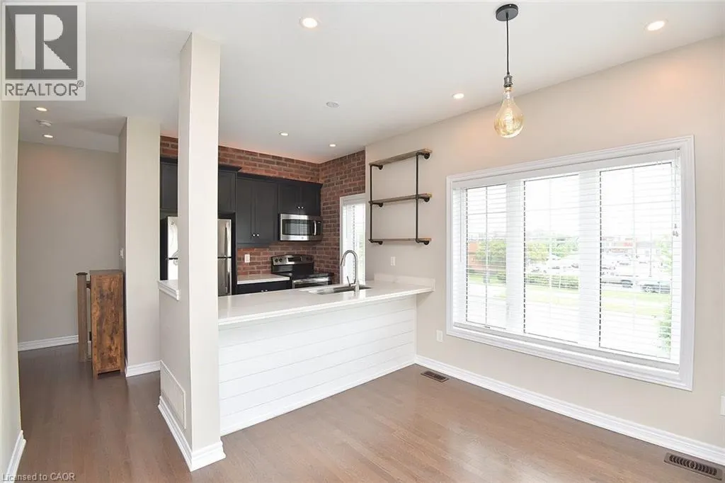 257 PARKSIDE Drive Unit# 36 #36
