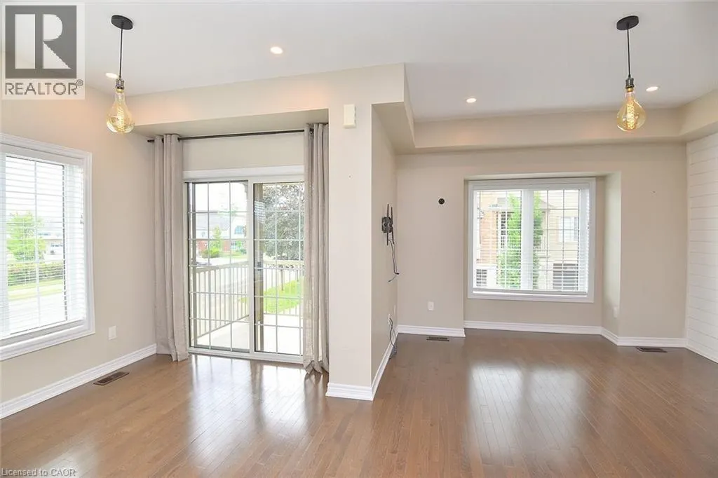 257 PARKSIDE Drive Unit# 36 #36