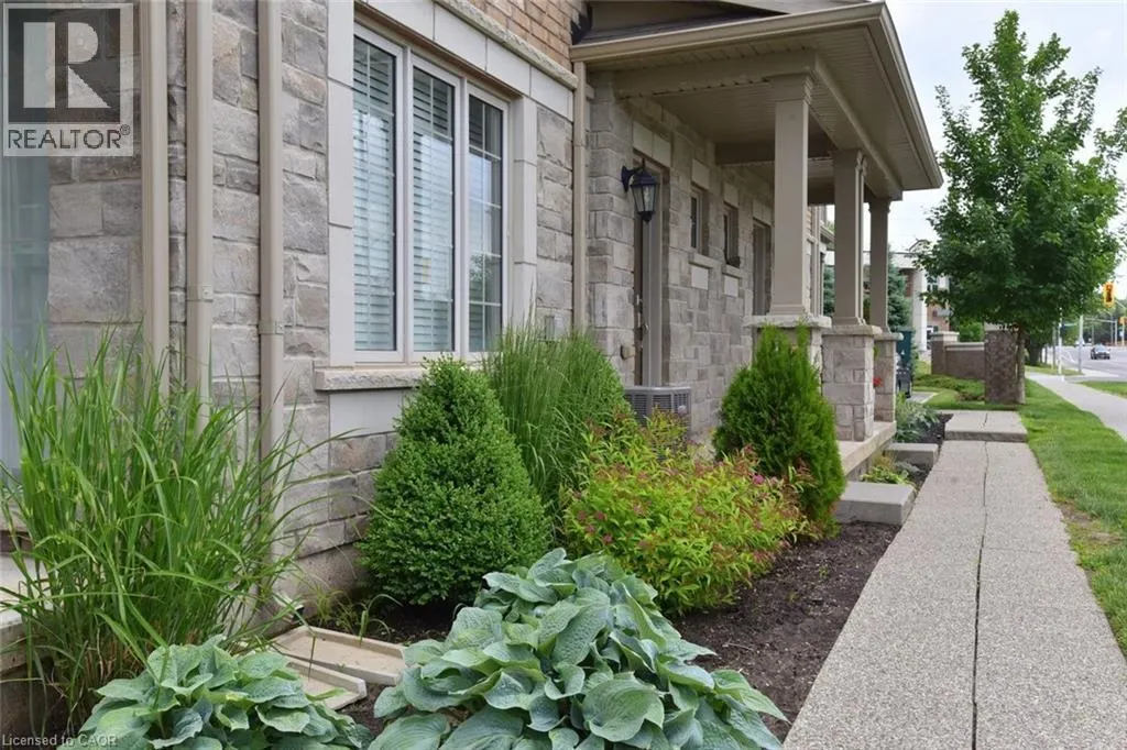 257 PARKSIDE Drive Unit# 36 #36