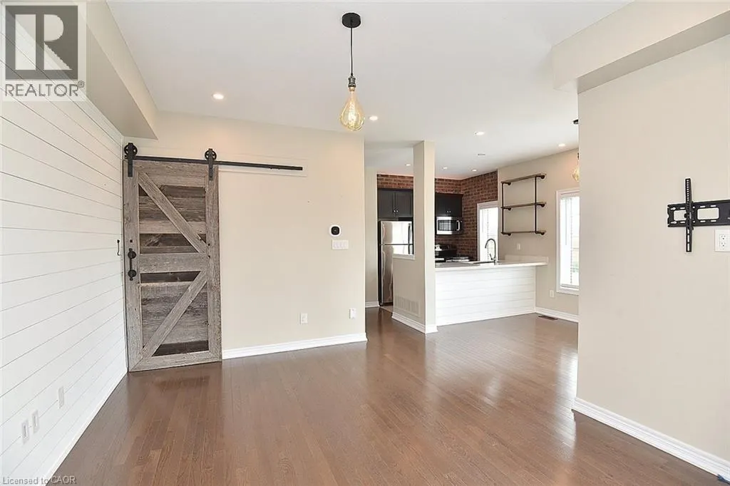 257 PARKSIDE Drive Unit# 36 #36