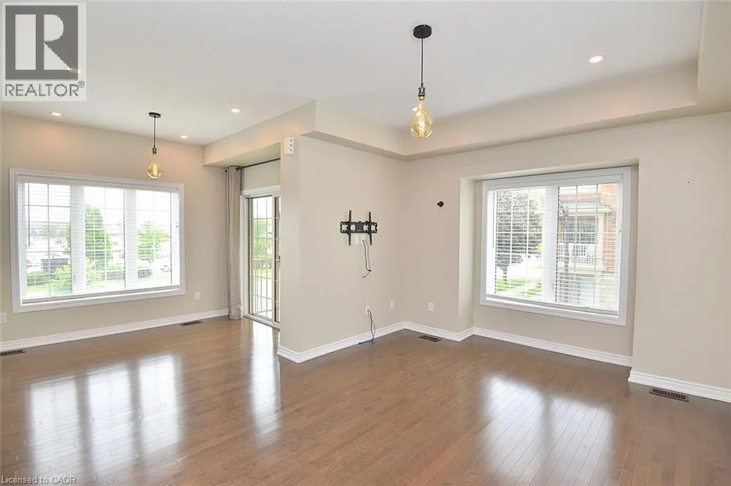 257 PARKSIDE Drive Unit# 36 #36