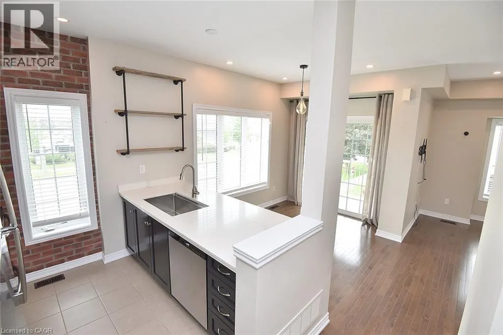 257 PARKSIDE Drive Unit# 36 #36