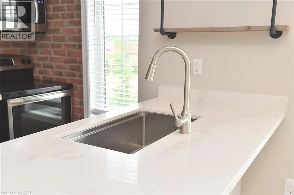 257 PARKSIDE Drive Unit# 36 #36