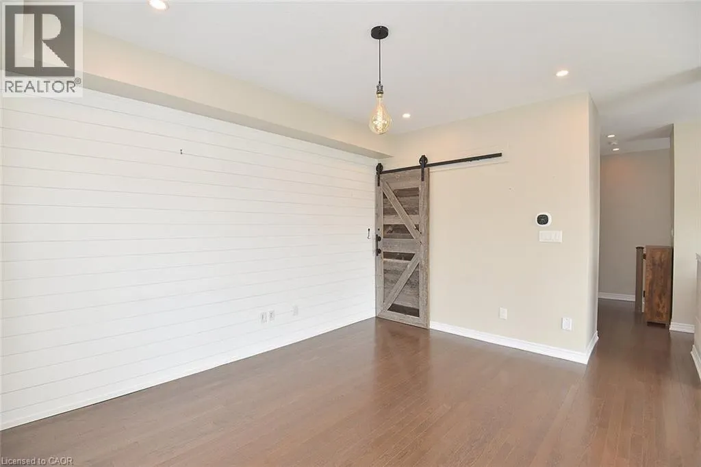 257 PARKSIDE Drive Unit# 36 #36