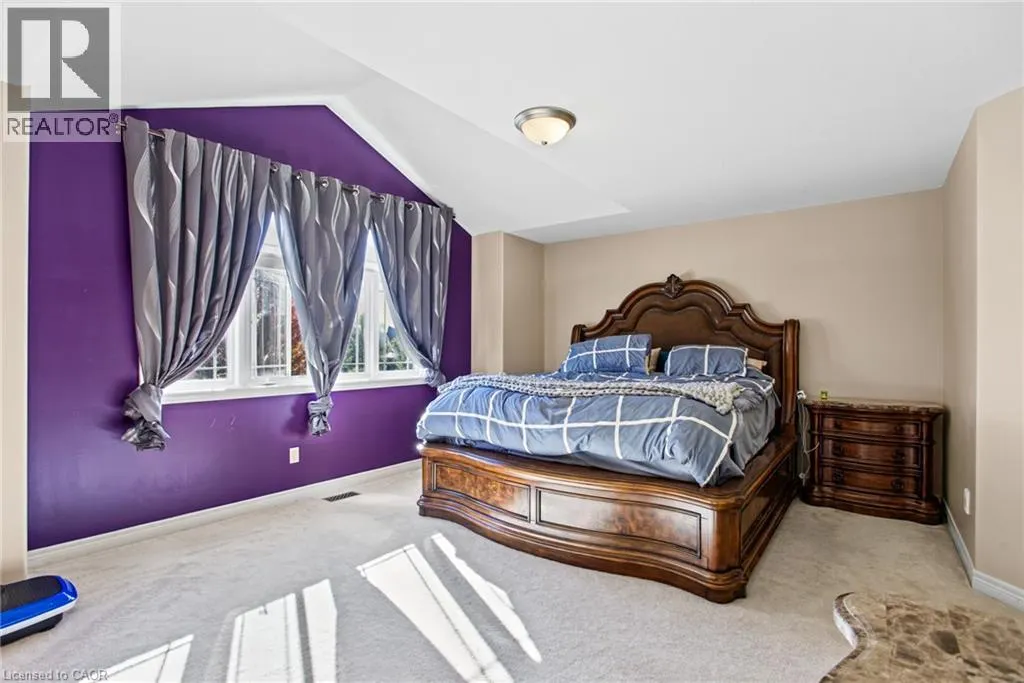 200 VALIANT Circle