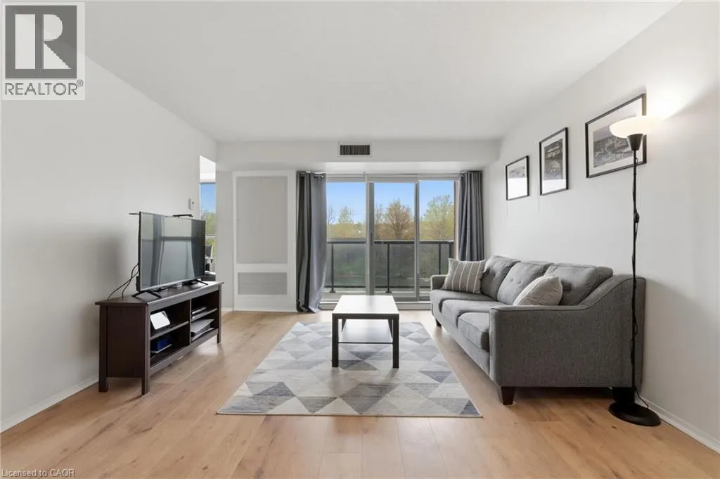 30 BLUE SPRINGS Drive Unit# 215 #215