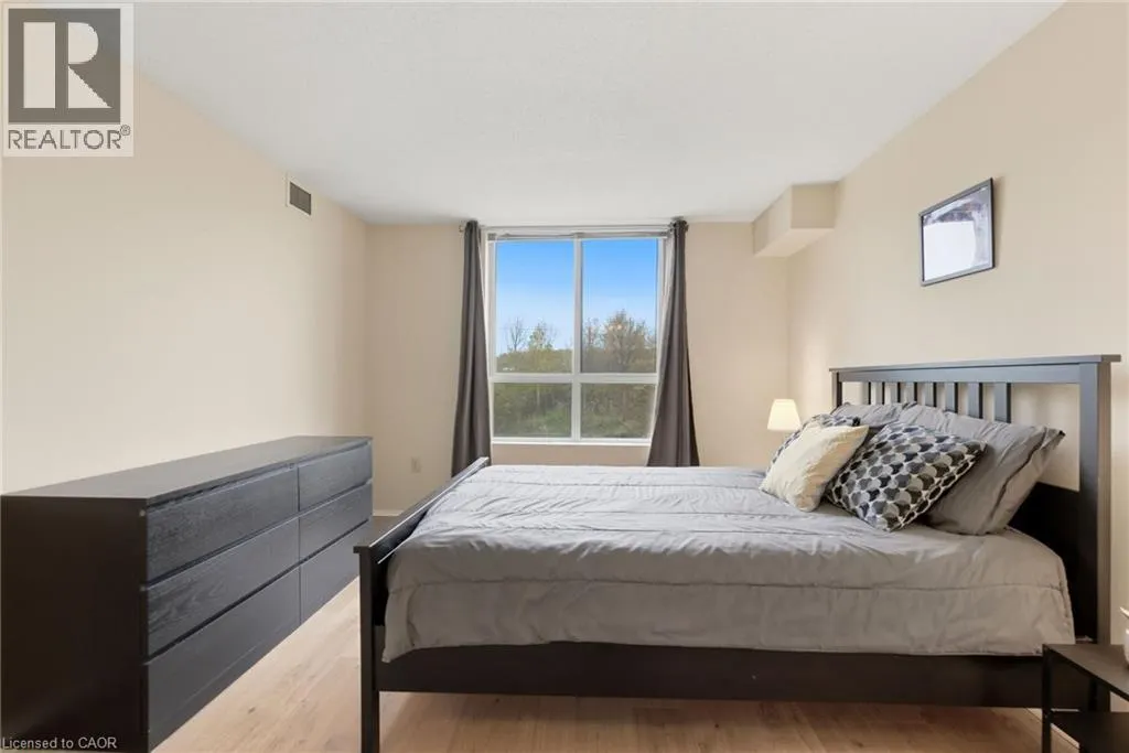 30 BLUE SPRINGS Drive Unit# 215 #215