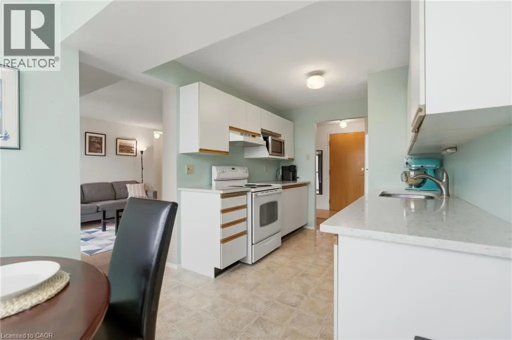 30 BLUE SPRINGS Drive Unit# 215 #215