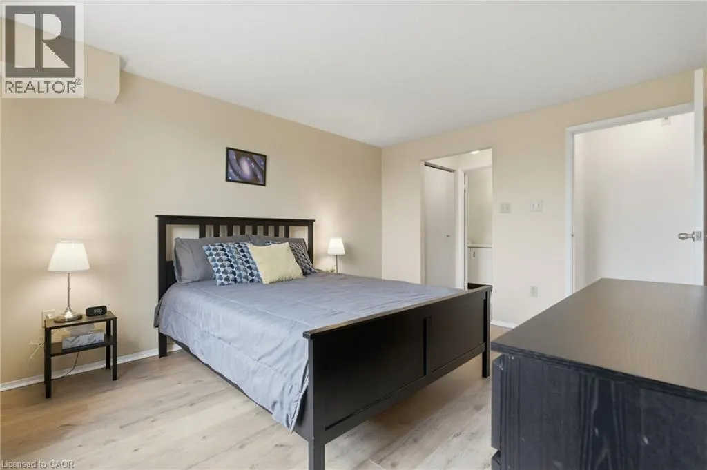 30 BLUE SPRINGS Drive Unit# 215 #215