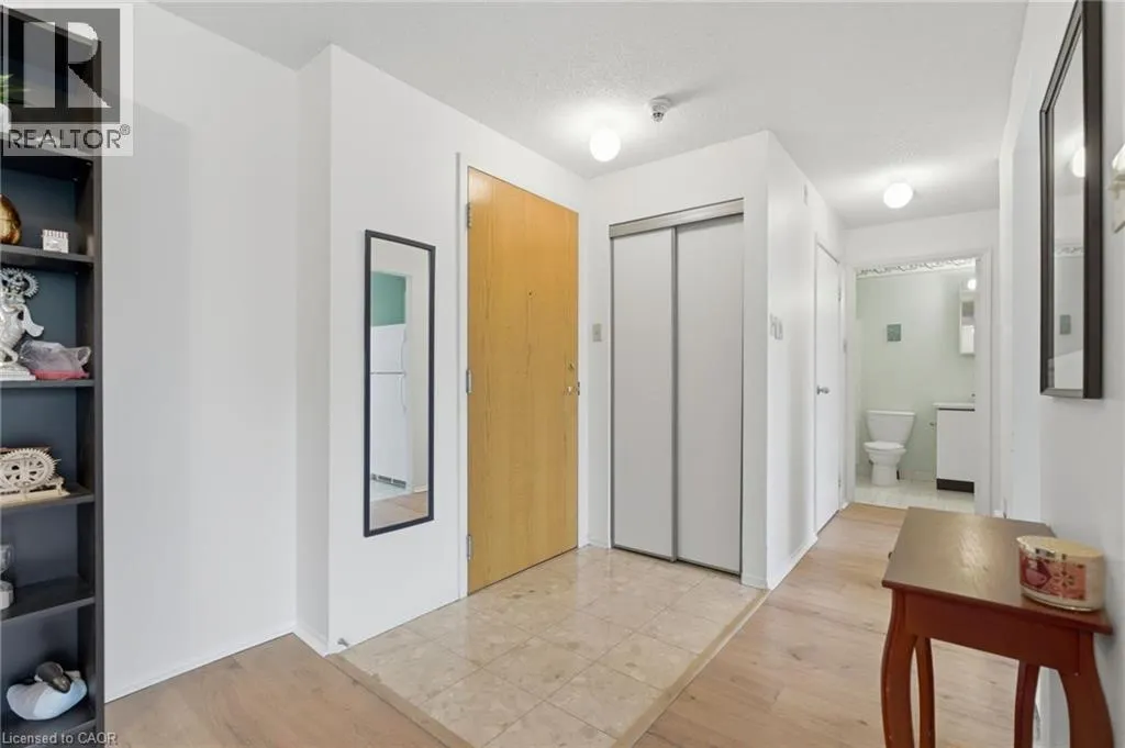 30 BLUE SPRINGS Drive Unit# 215 #215