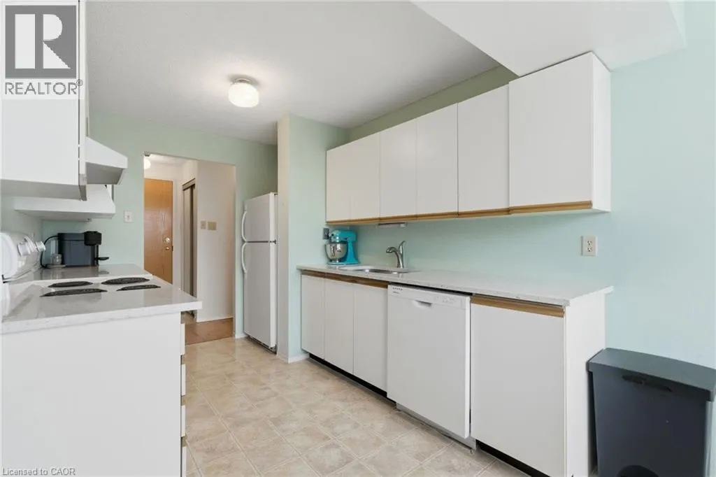 30 BLUE SPRINGS Drive Unit# 215 #215