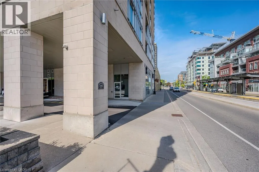 191 KING Street S Unit# 802 #802