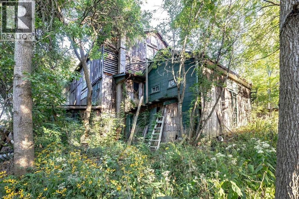961 LOWER LIONS CLUB Road