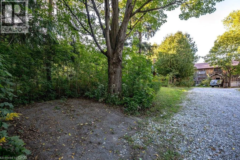 961 LOWER LIONS CLUB Road