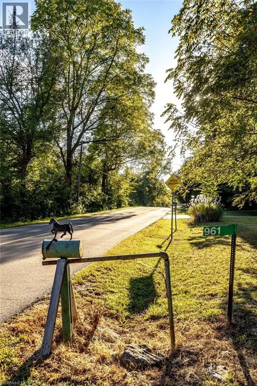961 LOWER LIONS CLUB Road