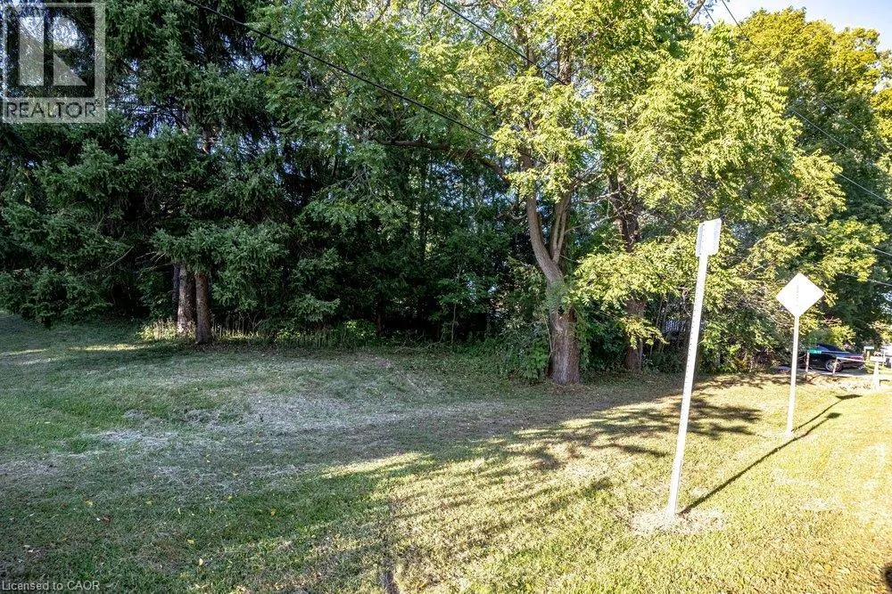 961 LOWER LIONS CLUB Road