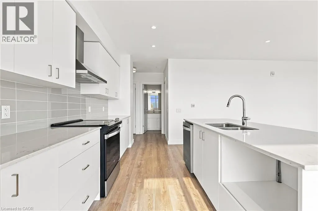 50 GRAND Avenue Unit# 713 #713