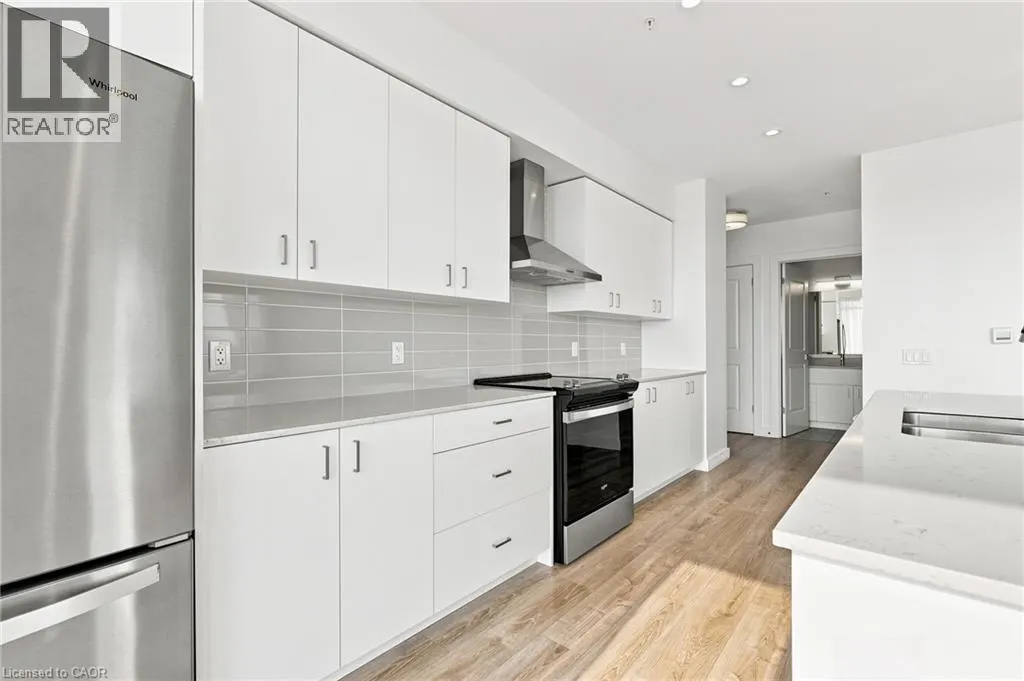 50 GRAND Avenue Unit# 713 #713