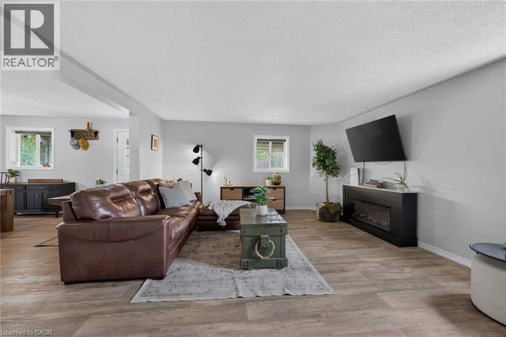 1093 CONCESSION 2 WALPOLE Road