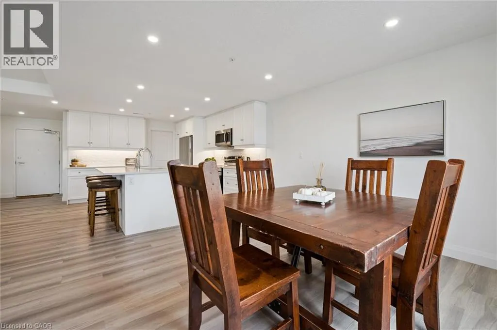 99B FARLEY Road Unit# 203 #203