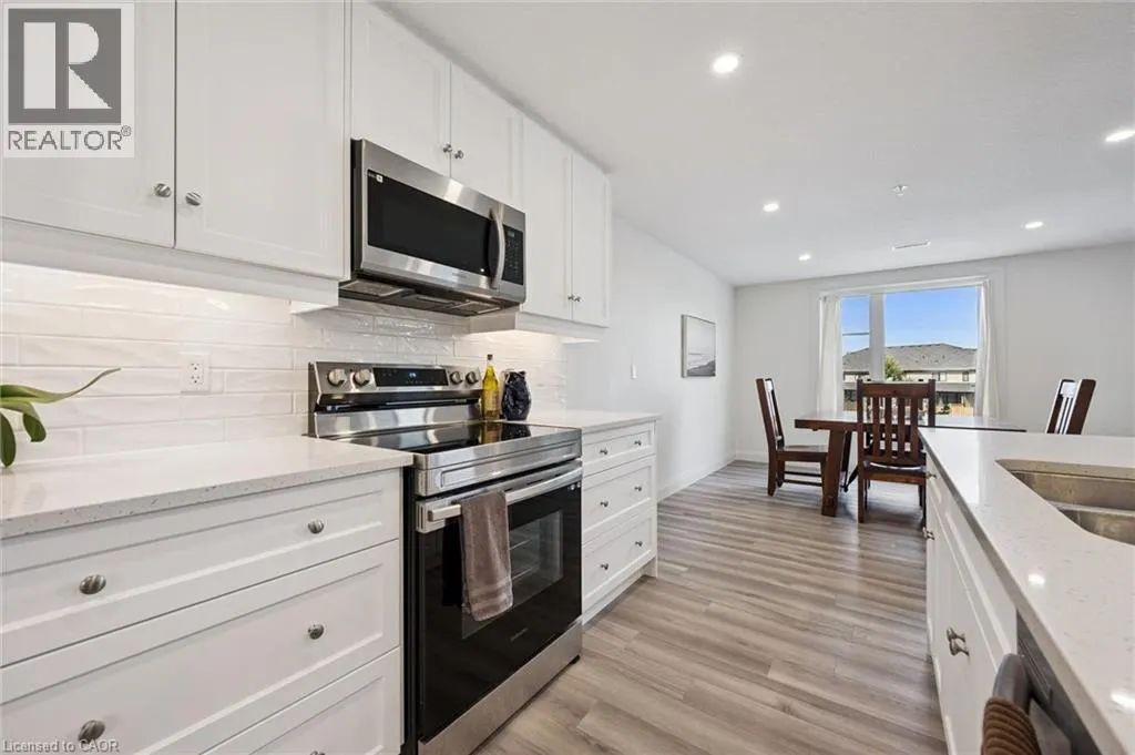 99B FARLEY Road Unit# 203 #203