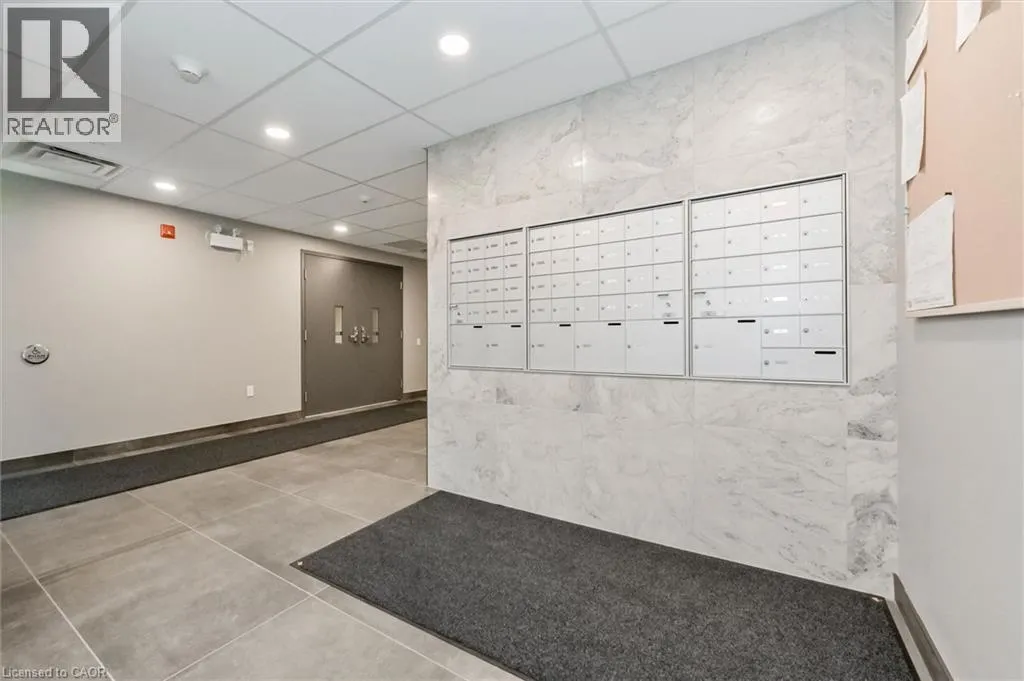 99B FARLEY Road Unit# 203 #203