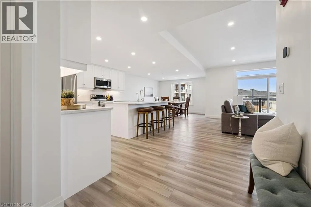 99B FARLEY Road Unit# 203 #203