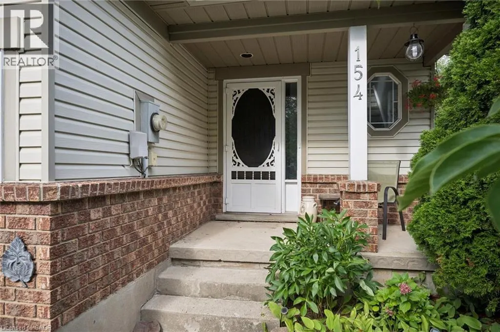154 SHADOW WOOD Court