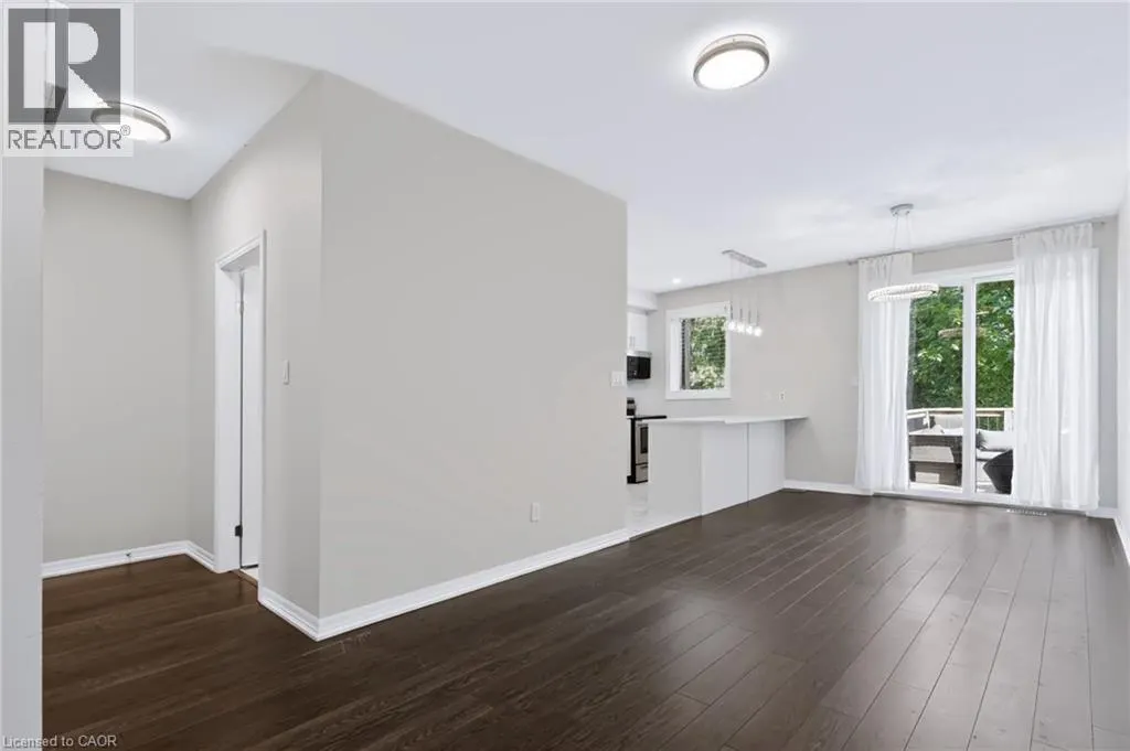290 BARTON Street W Unit# 22 #22