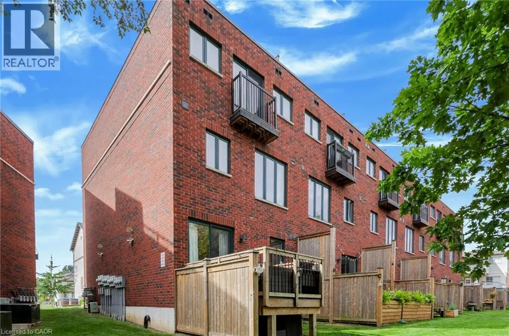 290 BARTON Street W Unit# 22 #22
