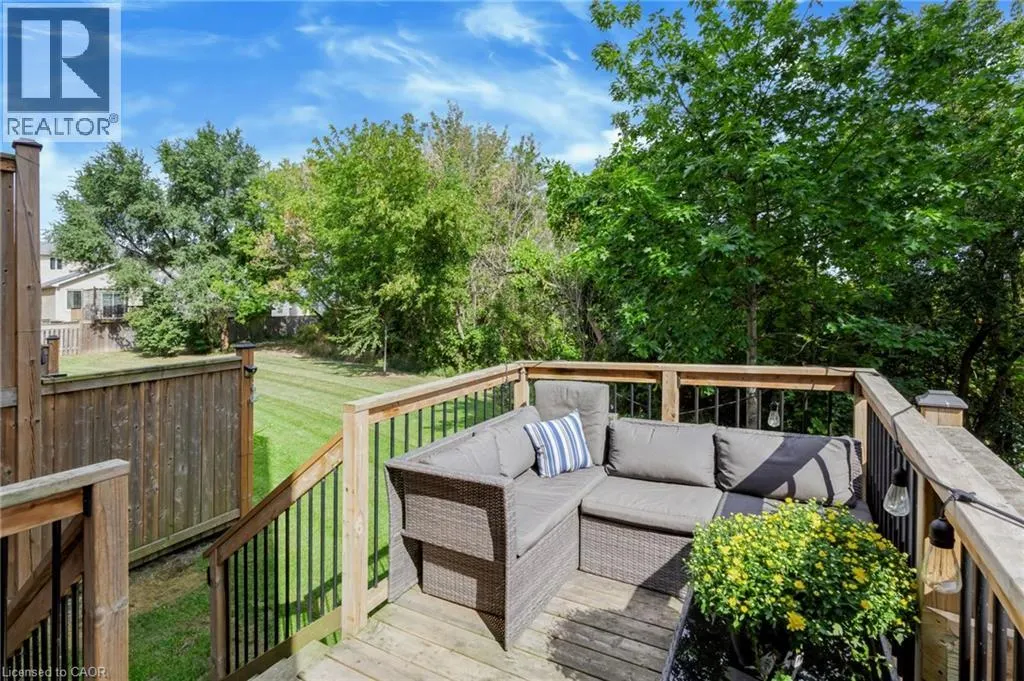 290 BARTON Street W Unit# 22 #22