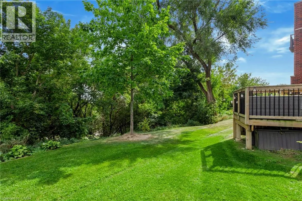 290 BARTON Street W Unit# 22 #22