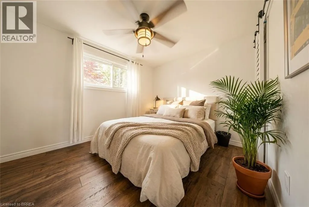 382 CEDAR Drive