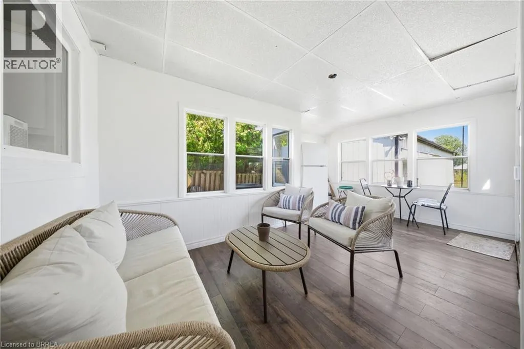 382 CEDAR Drive