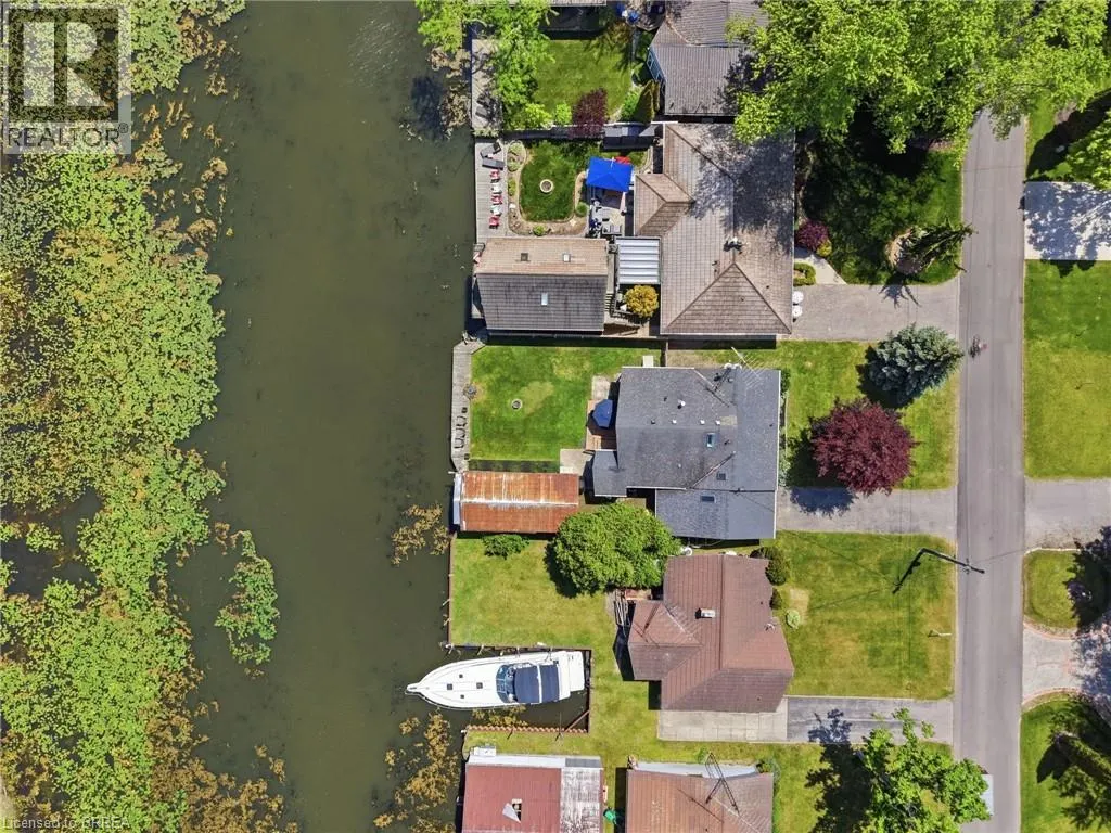 382 CEDAR Drive