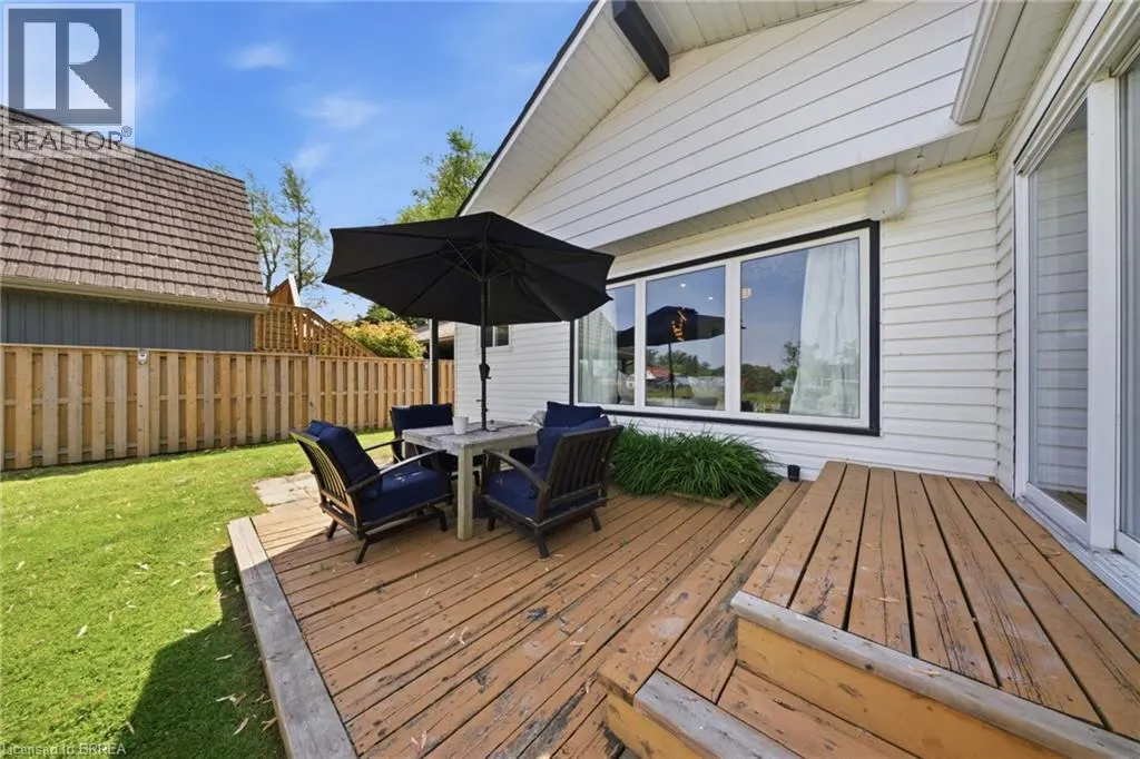 382 CEDAR Drive