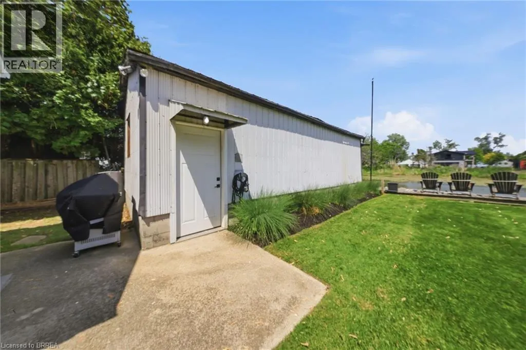 382 CEDAR Drive