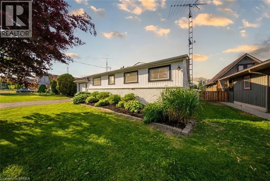 382 CEDAR Drive