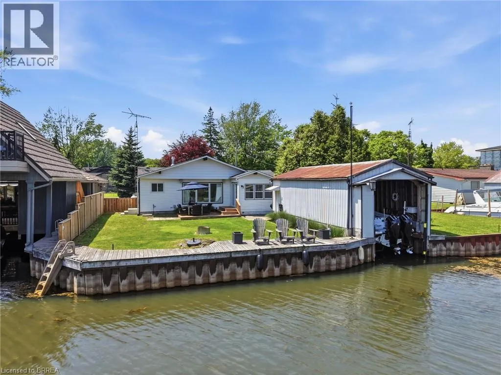 382 CEDAR Drive