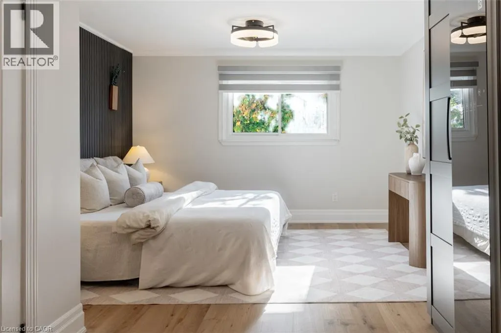 582 STRATHCONA Court