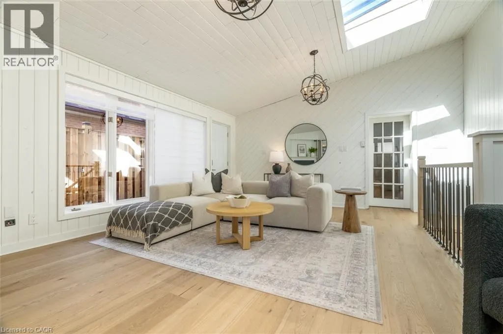 582 STRATHCONA Court