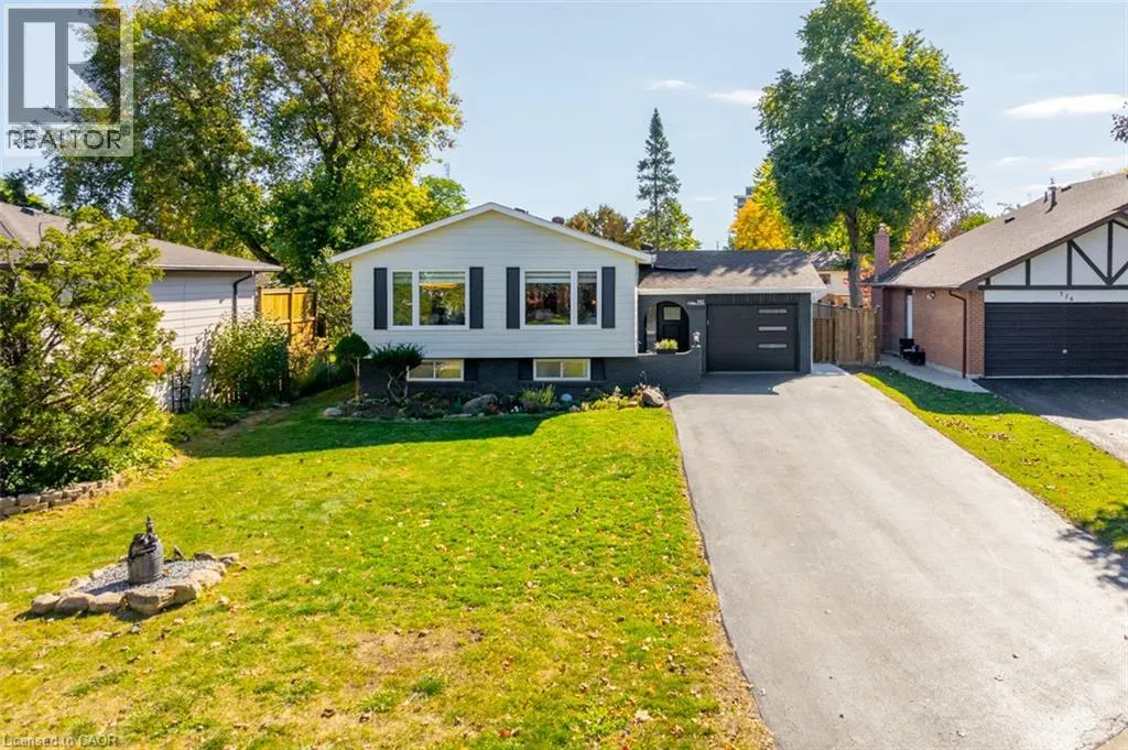 582 STRATHCONA Court