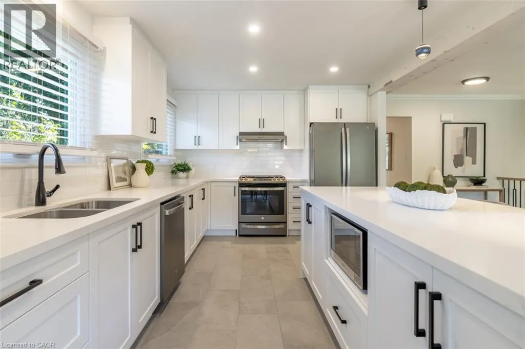 582 STRATHCONA Court