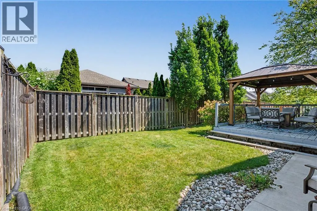 12 SILVERWOOD Avenue