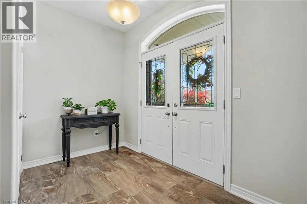 12 SILVERWOOD Avenue
