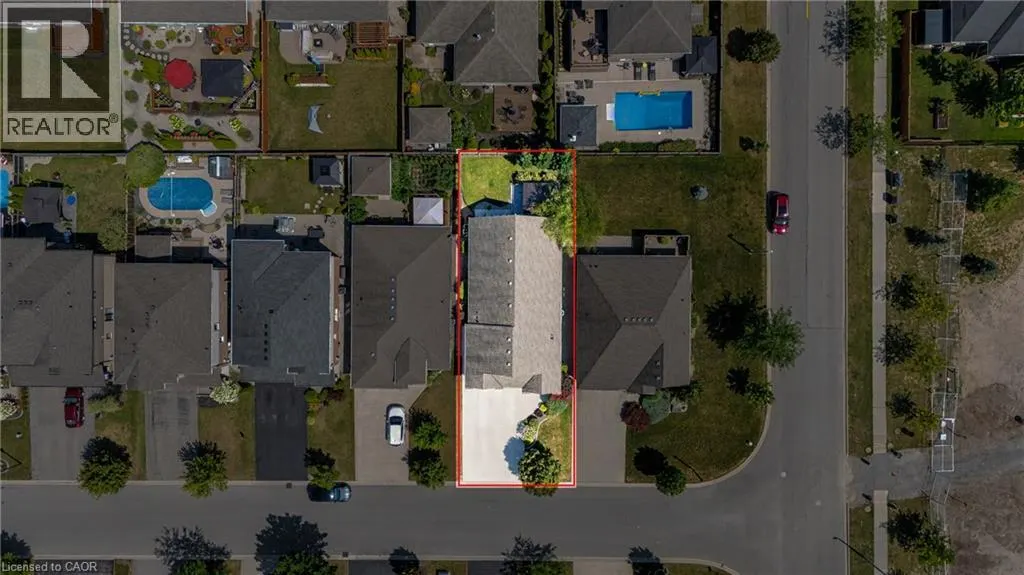 12 SILVERWOOD Avenue