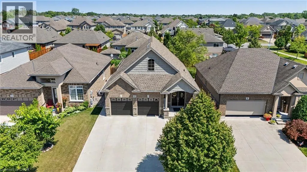 12 SILVERWOOD Avenue