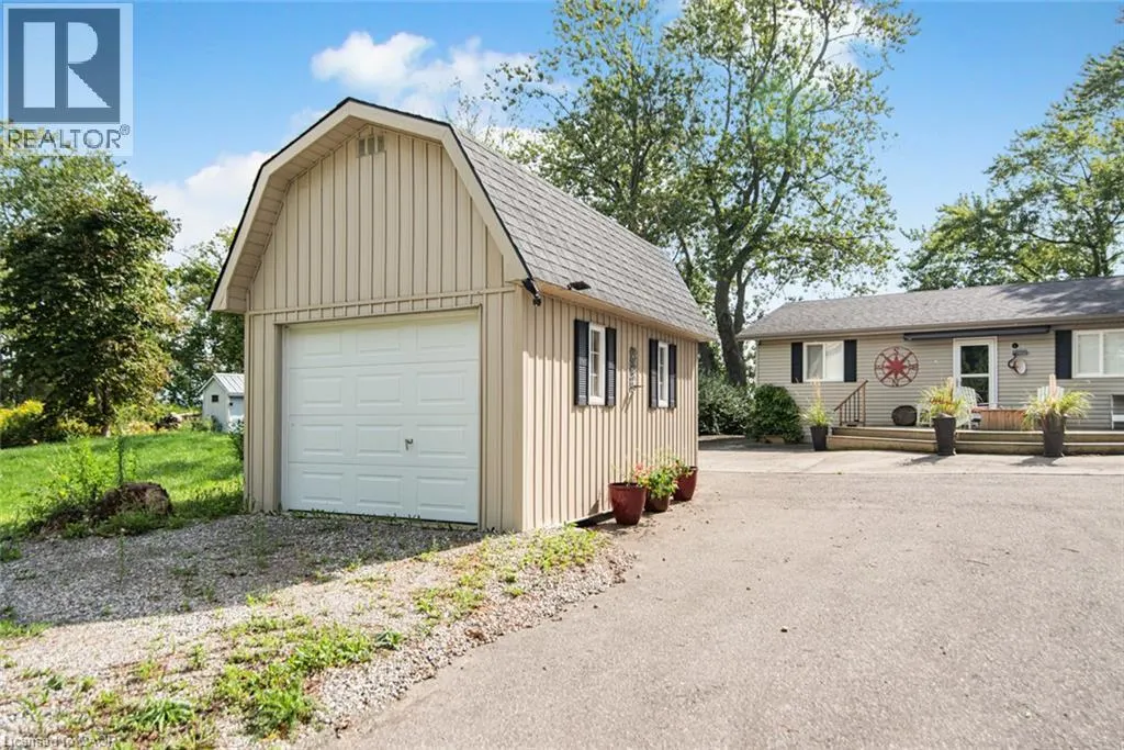 82 EVANS POINT Lane