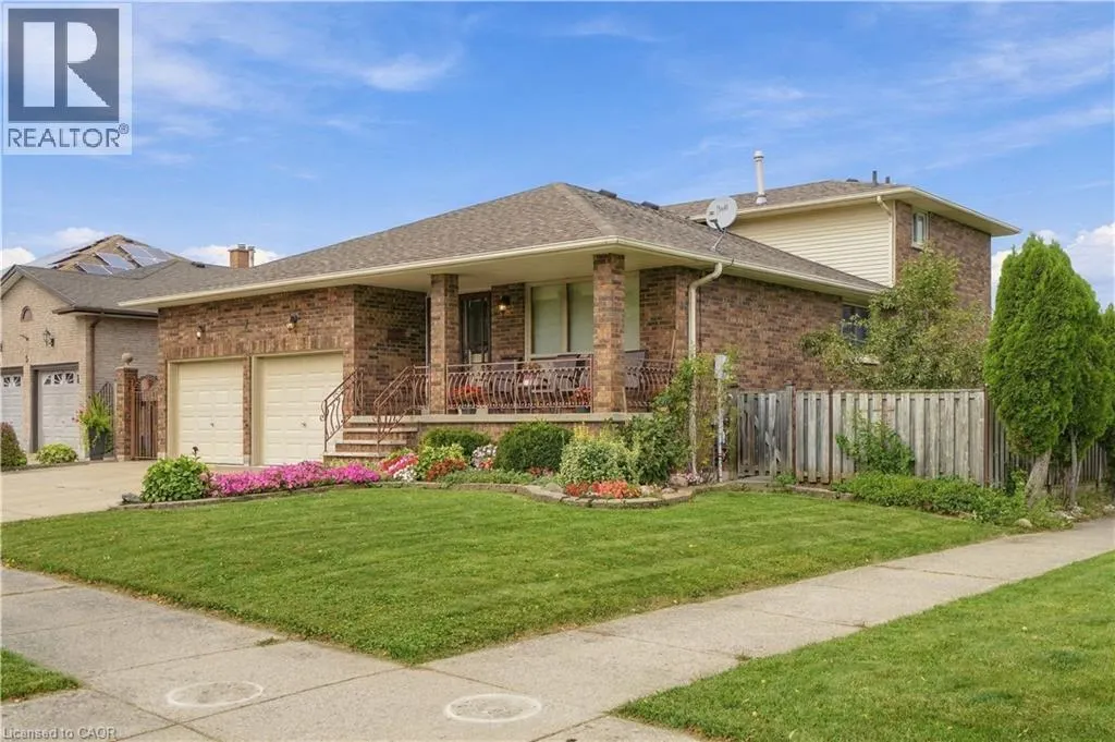 7 VINEHILL Drive